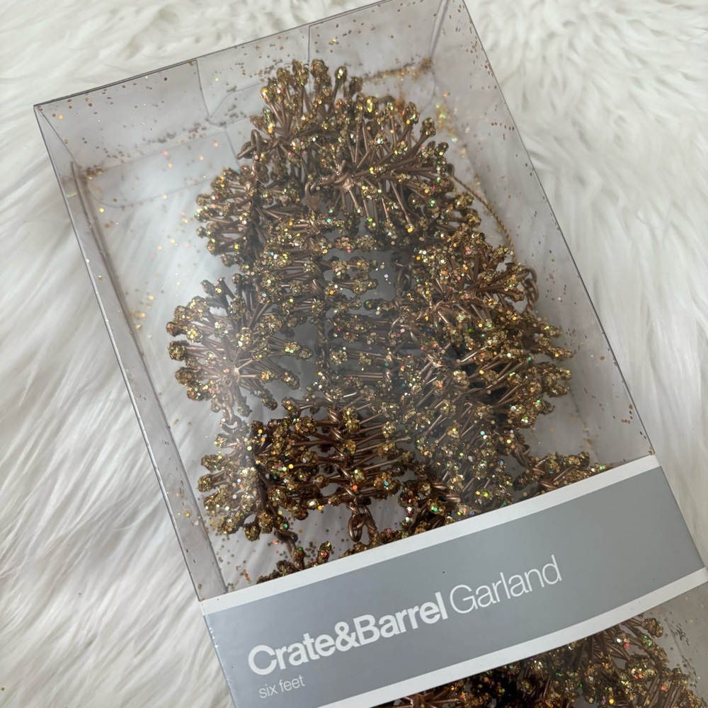 Crate & Barrel Gold Glitter Pinecone Style Metal Garland - 6 Feet Long